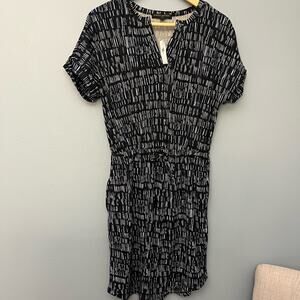NWT Banana Republic Black and White Mini Dress